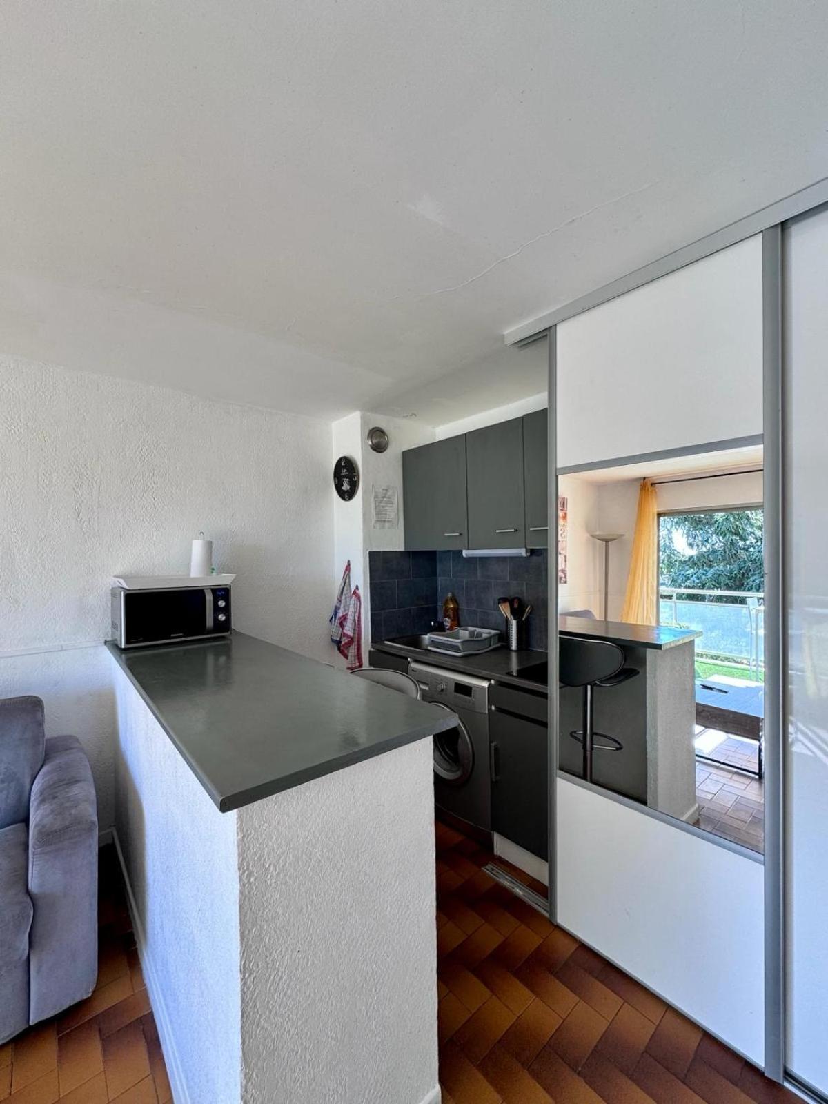 Beau Studio Climatise Face A La Mer La Ciotat Exterior foto